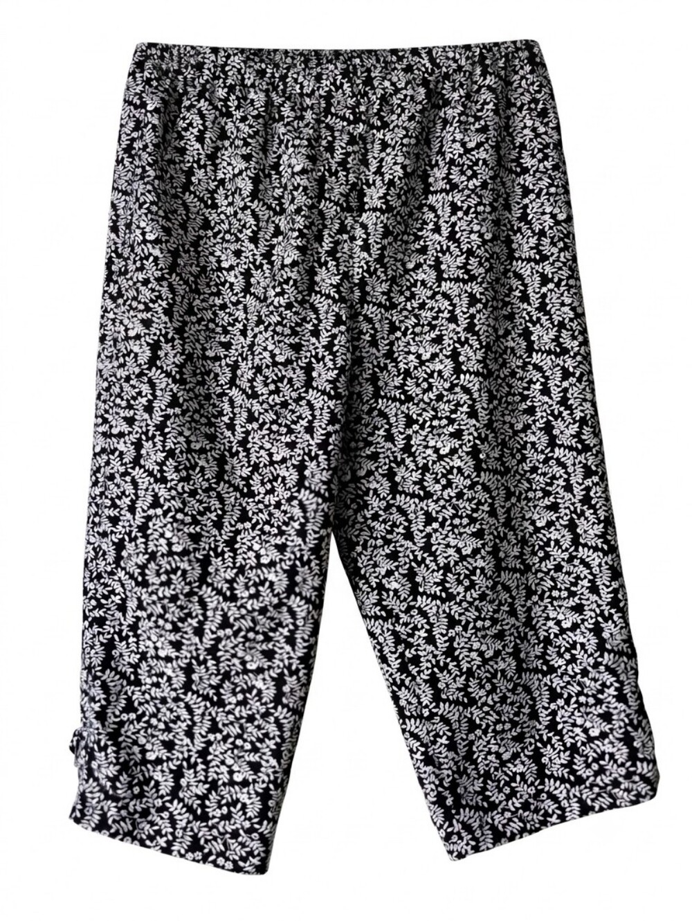 Kim Rogers Black and White Floral Cropped Pants Size 10P